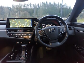 Used Lexus ES 2023 for sale - 77304190: Photo