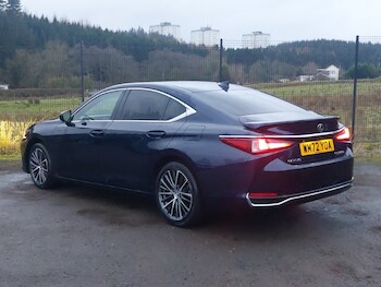 Used Lexus ES 2023 for sale - 77304190: Photo