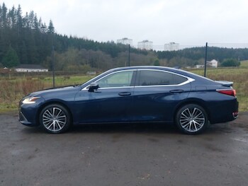 Used Lexus ES 2023 for sale - 77304190: Photo