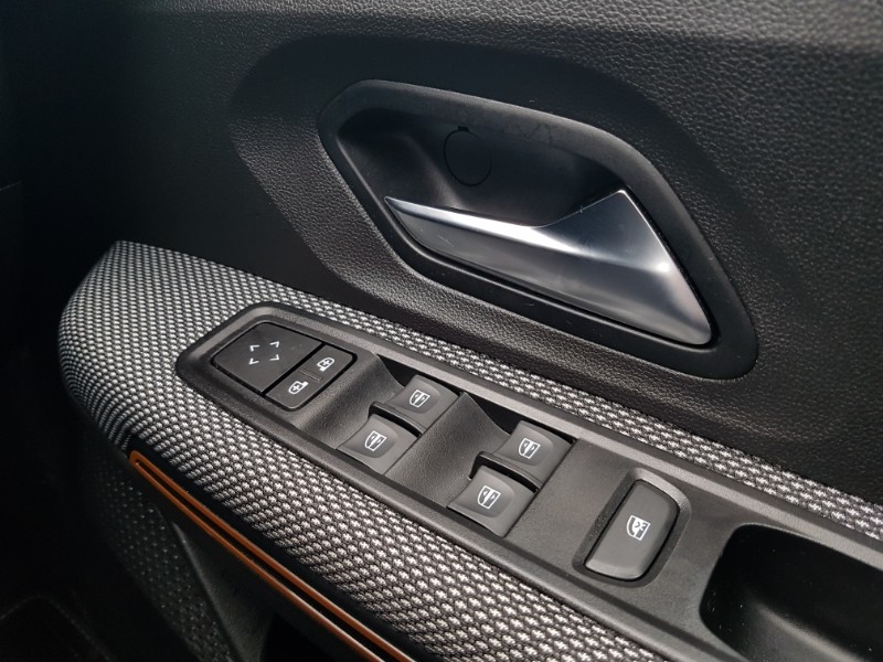 Used Dacia Sandero Stepway 2022 for sale - 77674362: Photo 16