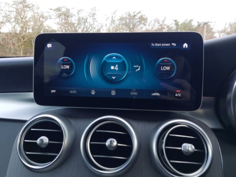 Used Mercedes-Benz GLC 2019 for sale - 77816372: Photo 17