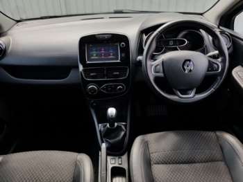 Used Renault Clio 2018 for sale - 74957045: Photo