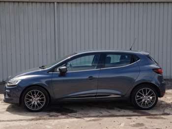 Used Renault Clio 2018 for sale - 74957045: Photo
