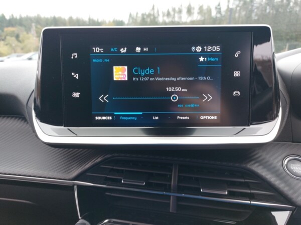 Used Peugeot 2008 2022 for sale - 76282301: Photo 10