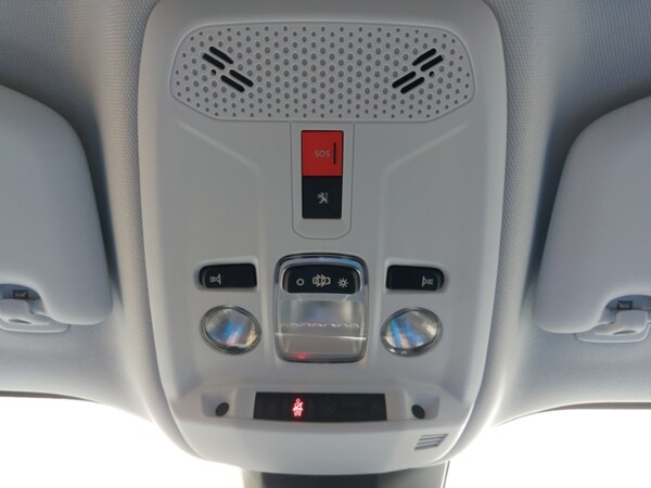 Used Peugeot 2008 2022 for sale - 76282301: Photo 19