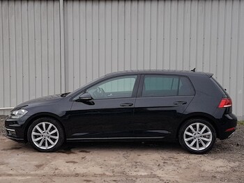 Used Volkswagen Golf 2018 for sale - 75674855: Photo
