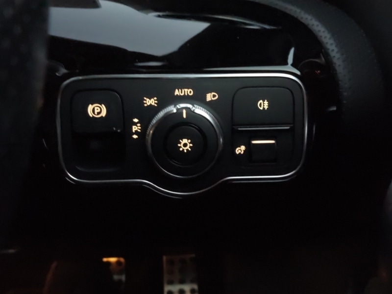 Used Mercedes-Benz A-Class 2019 for sale - 76708254: Photo 17