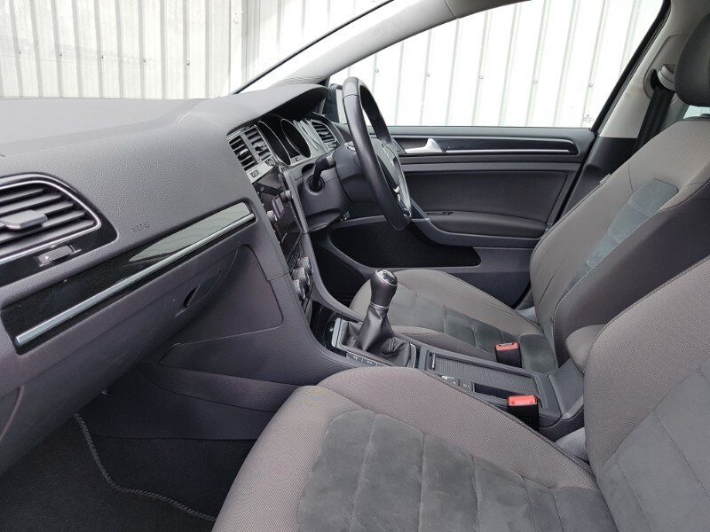 Used Volkswagen Golf 2018 for sale - 76052114: Photo 5