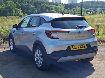 Used Renault Captur 2022 for sale - 79223750: Photo