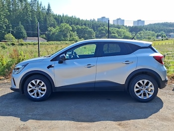 Used Renault Captur 2022 for sale - 79223750: Photo