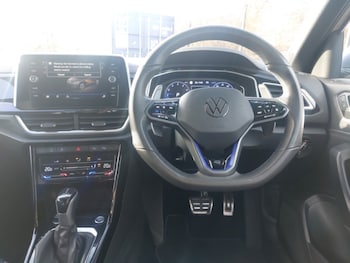 Used Volkswagen T-Roc 2023 for sale - 77530925: Photo