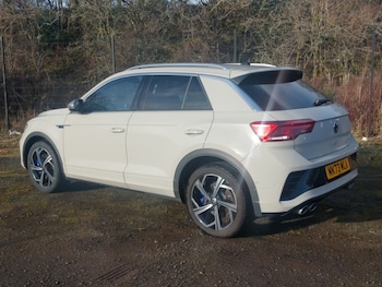 Used Volkswagen T-Roc 2023 for sale - 77530925: Photo