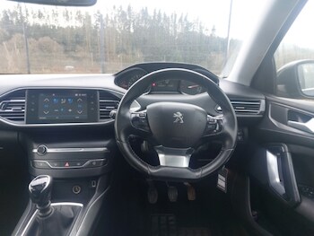 Used Peugeot 308 2020 for sale - 77652011: Photo