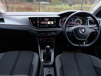 Used Volkswagen Polo 2019 for sale - 77433133: Photo