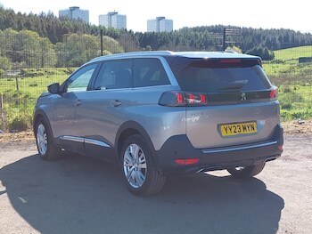 Used Peugeot 5008 2023 for sale - 78446745: Photo