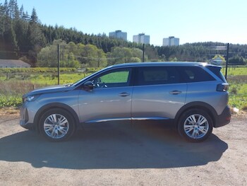 Used Peugeot 5008 2023 for sale - 78446745: Photo