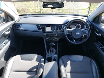 Used Kia Niro 2016 for sale - 78326847: Photo