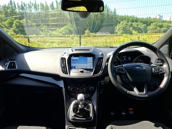 Used Ford Kuga 2018 for sale - 79070172: Photo
