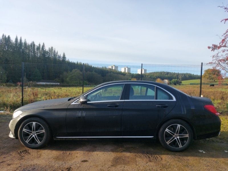 Used Mercedes-Benz C Class 2019 for sale - 76384098: Photo 4