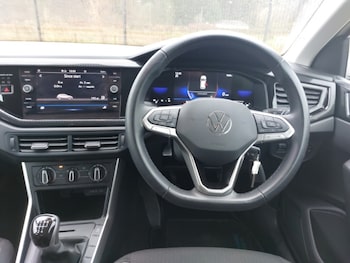 Used Volkswagen Polo 2024 for sale - 78071234: Photo