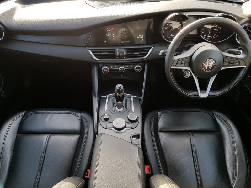 Used Alfa Romeo Giulia 2019 for sale - 76699901: Photo 11