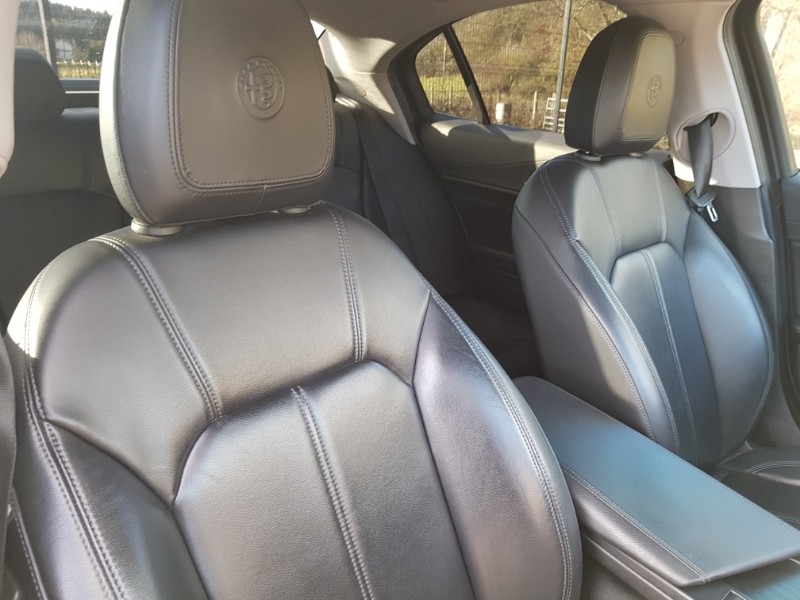 Used Alfa Romeo Giulia 2019 for sale - 76699901: Photo 13