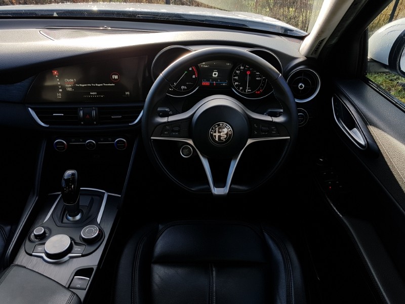 Used Alfa Romeo Giulia 2019 for sale - 76699901: Photo 2