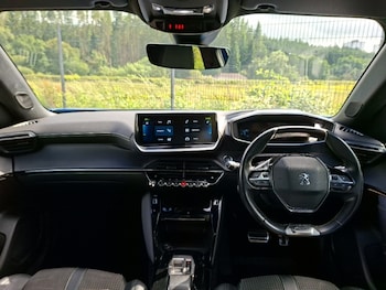 Used Peugeot 2008 2022 for sale - 79051270: Photo