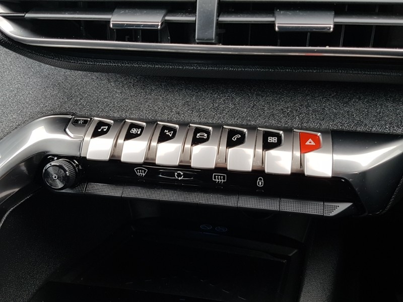 Used Peugeot 3008 2017 for sale - 76191693: Photo 15