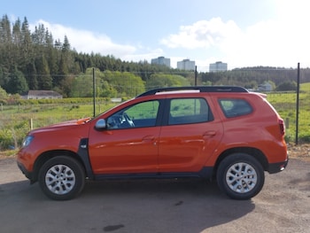 Used Dacia Duster 2023 for sale - 78572396: Photo
