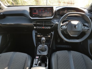 Used Peugeot 2008 2023 for sale - 75591758: Photo