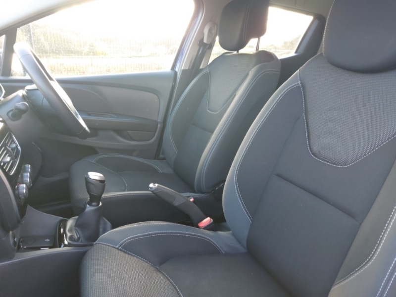 Used Renault Clio 2018 for sale - 76348559: Photo 5