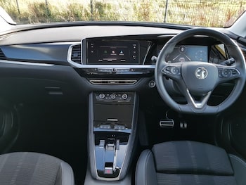 Used Vauxhall Grandland 2023 for sale - 75946498: Photo