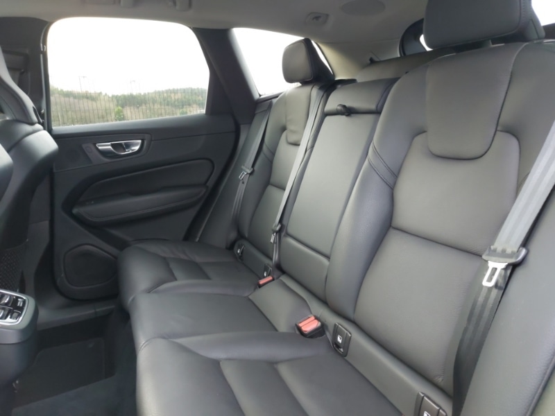 Used Volvo XC60 2023 for sale - 76983297: Photo 6