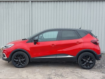 Used Renault Captur 2018 for sale - 75699188: Photo