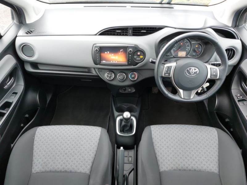 Used Toyota Yaris 2015 for sale - 78125574: Photo 10