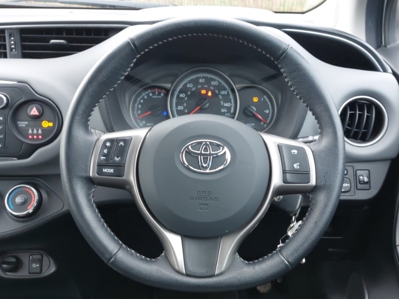 Used Toyota Yaris 2015 for sale - 78125574: Photo 7