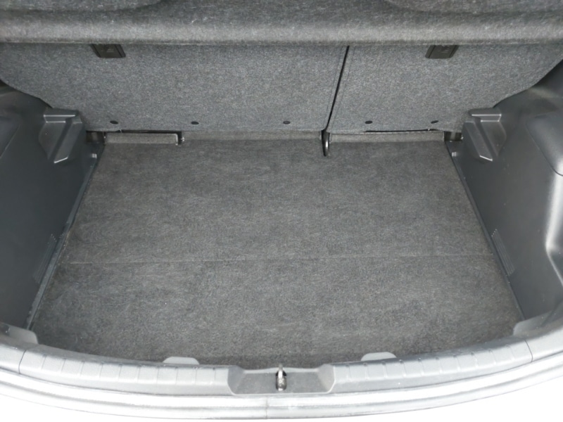 Used Toyota Yaris 2015 for sale - 78125574: Photo 8