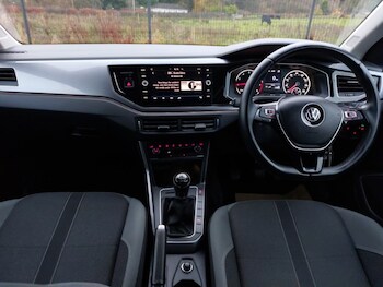 Used Volkswagen Polo 2019 for sale - 76571726: Photo