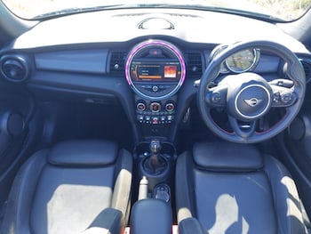 Used MINI Cooper 2019 for sale - 78425107: Photo