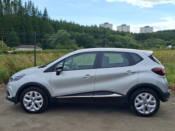 Used Renault Captur 2018 for sale - 79461406: Photo