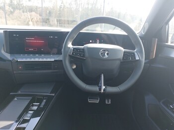 Used Vauxhall Astra 2024 for sale - 78169492: Photo