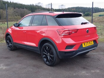 Used Volkswagen T-Roc 2022 for sale - 77371267: Photo