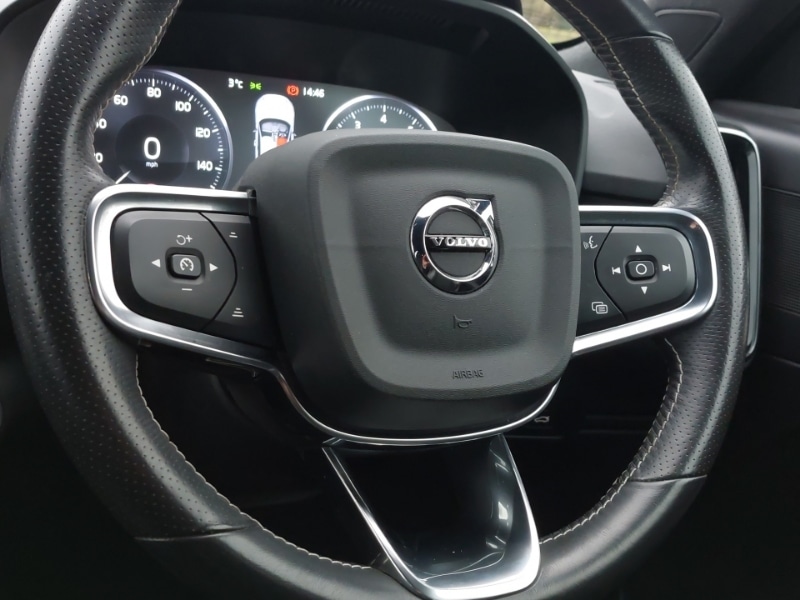 Used Volvo XC40 2021 for sale - 76656635: Photo 11