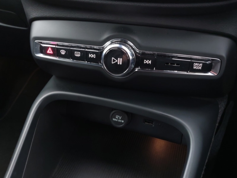 Used Volvo XC40 2021 for sale - 76656635: Photo 19