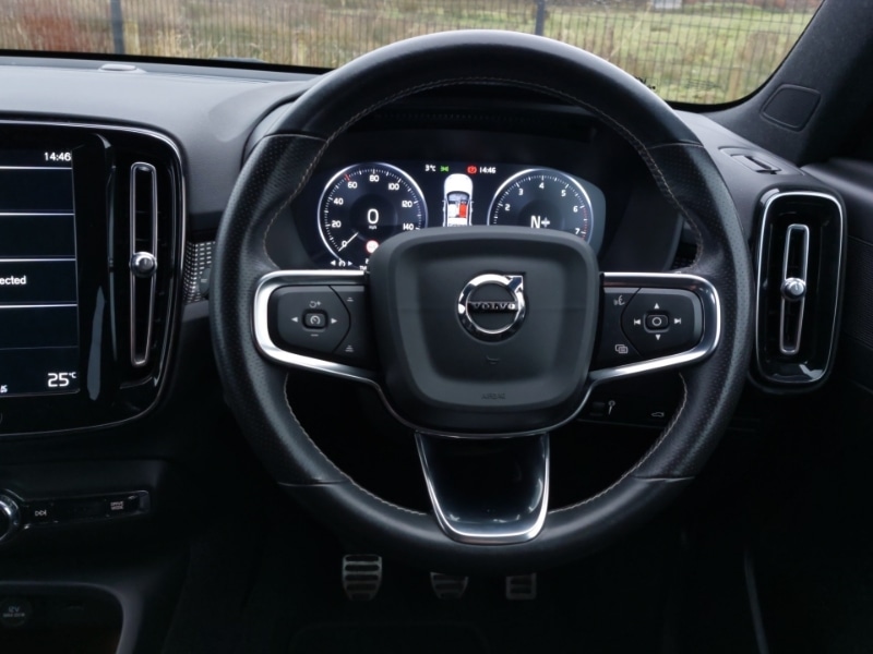 Used Volvo XC40 2021 for sale - 76656635: Photo 7