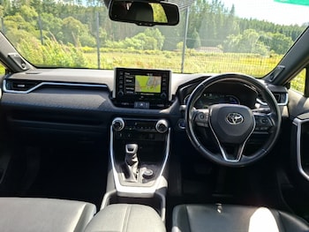 Used Toyota RAV4 2019 for sale - 79092246: Photo