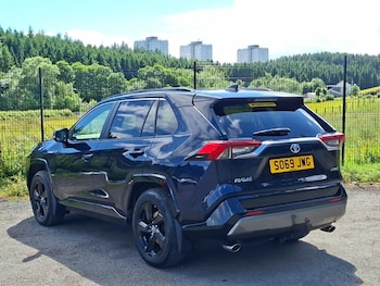 Used Toyota RAV4 2019 for sale - 79092246: Photo
