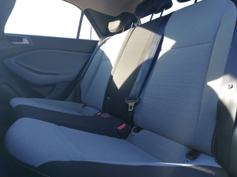 Used Hyundai i20 2016 for sale - 77543975: Photo 6