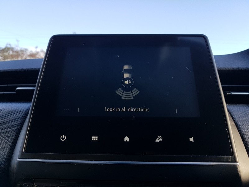 Used Renault Clio 2021 for sale - 76393324: Photo 16